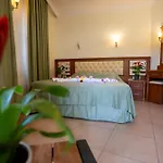 Hotel Club Karakas 2*