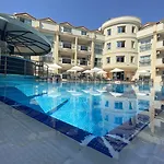 Club Karakas