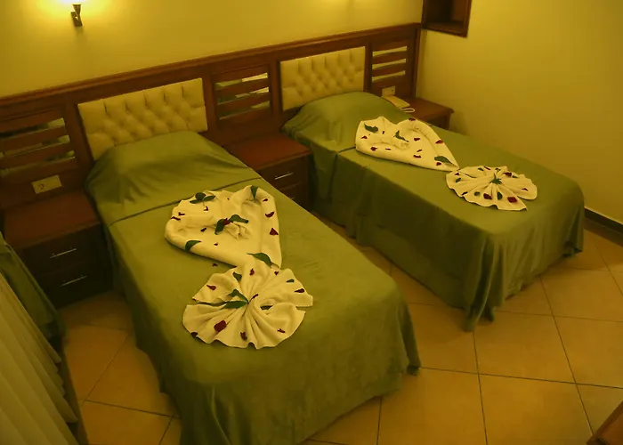 Otel Club Karakas 2*