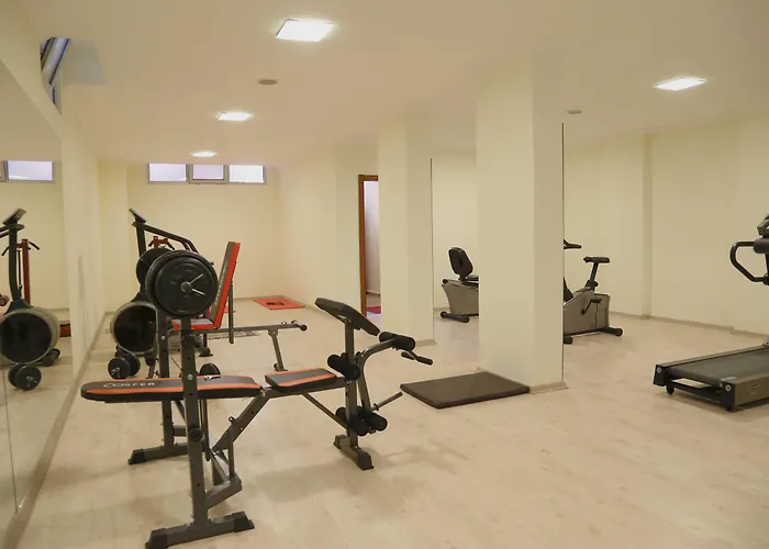 Club Karakas 2*