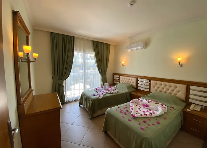 Otel Club Karakas 2*