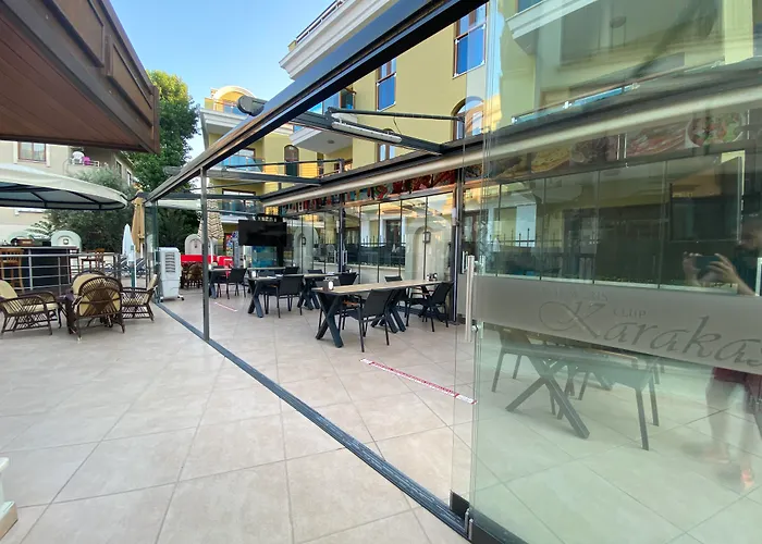 Club Karakas Otel 2*