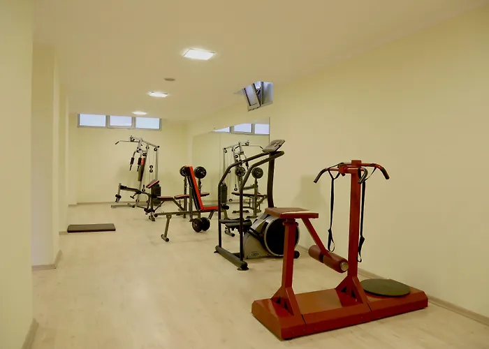 Club Karakas Hotel 2*