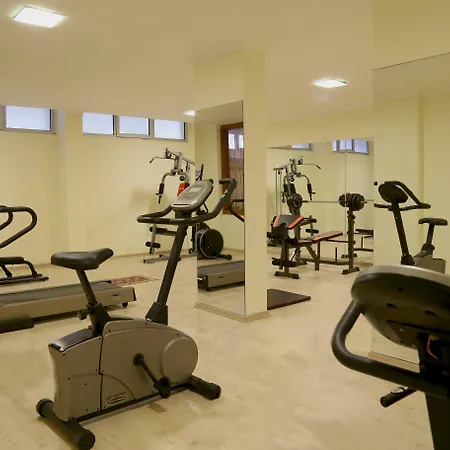 Club Karakas 4*