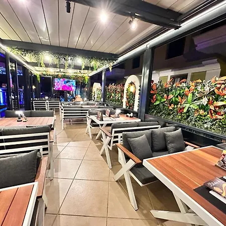 Club Karakas