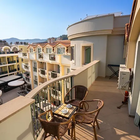 Club Karakas Hotel 4*