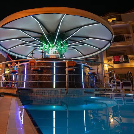 Club Karakas 2* Μαρμαρίς