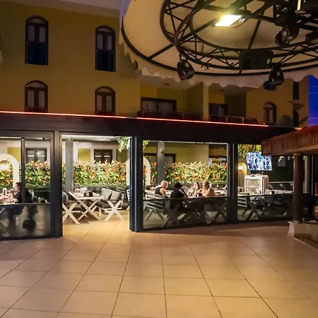 Club Karakas Hotel