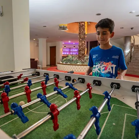 Club Karakas 4*