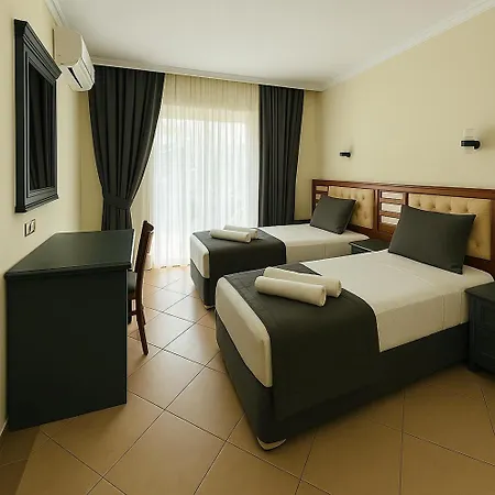 Club Karakas 2* Μαρμαρίς