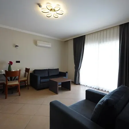 Club Karakas 2*