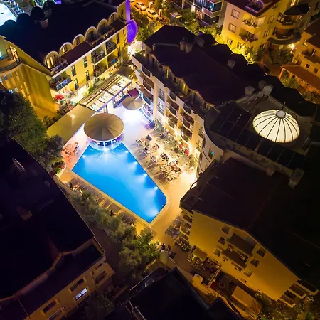 Club Karakas Otel 2*
