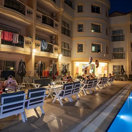Club Karakas Otel