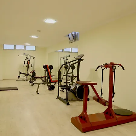 Club Karakas Hotel 2*